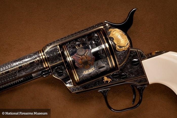 Красивые картинки Оружие Colt Револьвер Огнестрельное оружие National Firearms Museum NFM