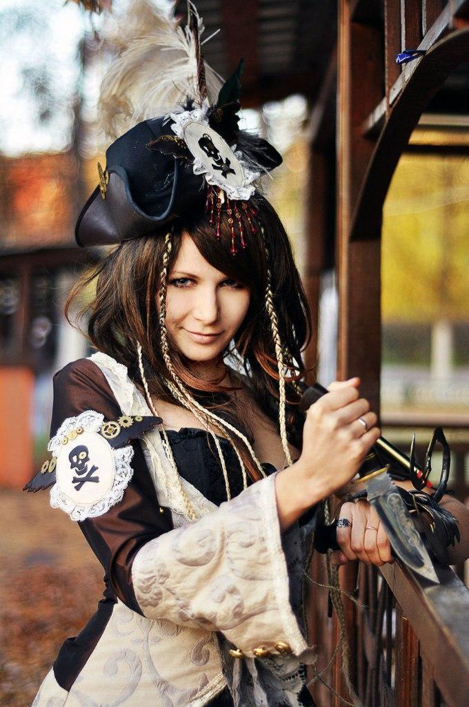 Фото Девушка пираты косплей